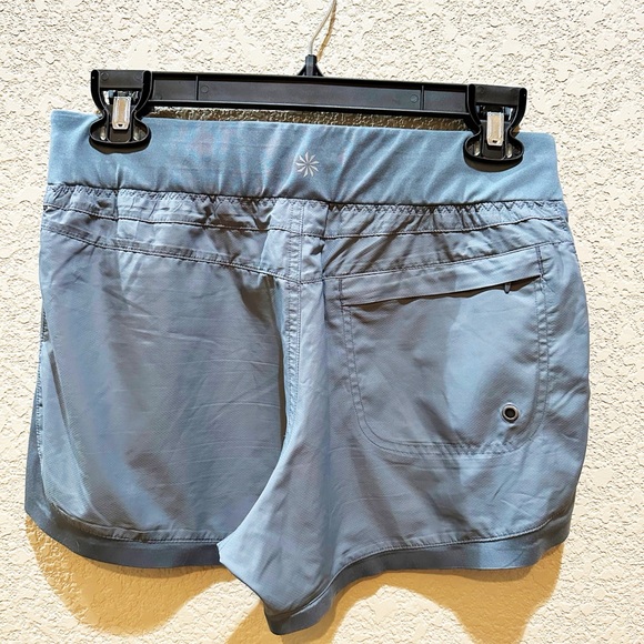 Athleta Mesh Racer Run Midrise 4inch Short, Size small - Picture 4 of 4